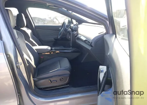 2023 Volkswagen Id.4 S from USA, damaged, VIN 1V25MPE83PC030764